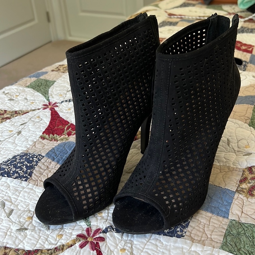 Chinese Laundry heels